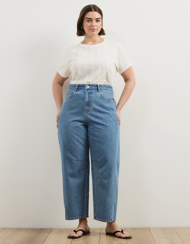 Atmos&Here Curvy - Poppy Cropped Barrel Leg Jeans