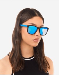 Hawkers Co - HAWKERS- Polarized Black Clear Blue ZHANNA Sunglasses for Men and Women UV400