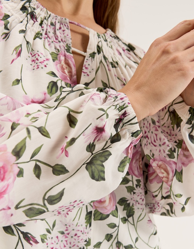 Review - Camellia Blouse