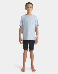 Quiksilver - Boys 8 to 16 Interconnect Volley 17