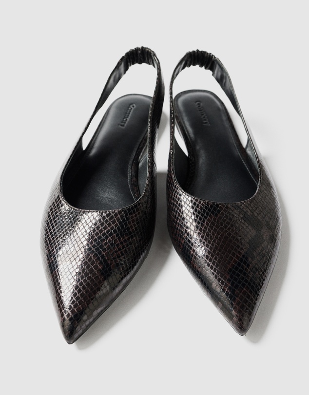 Commonry - Marcy Leather Flat