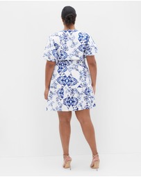 City Chic - Plus size Winslow Short Sleeve Print Dress - white