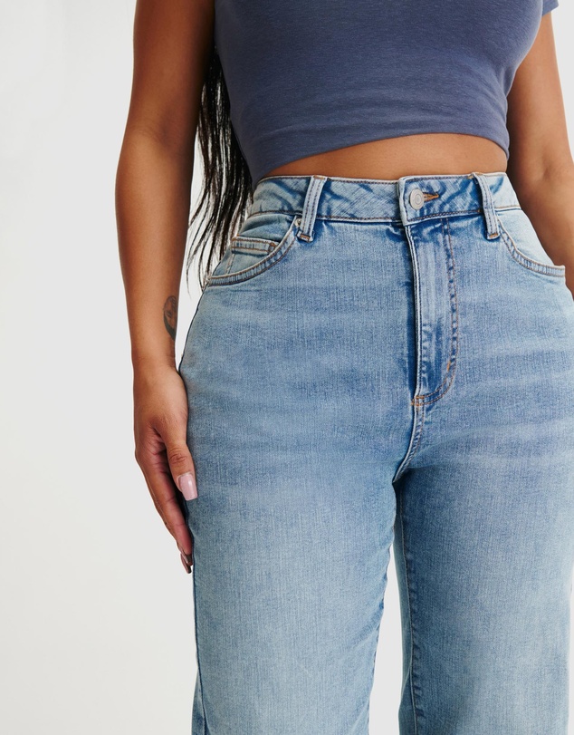 Cotton On - Curvy Stretch Straight Jeans
