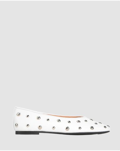 White-stud