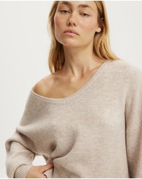 Cotton On - Softest Luxe Slouchy V Knit