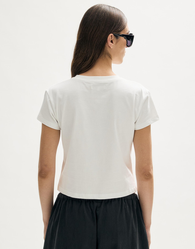 Minima Esenciales - Sabine High V Neck T-Shirt
