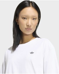adidas Originals - ESSENTIALS BOYFRIEND TEE Womens