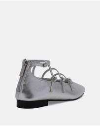 Miss Sofie - Medal Flats