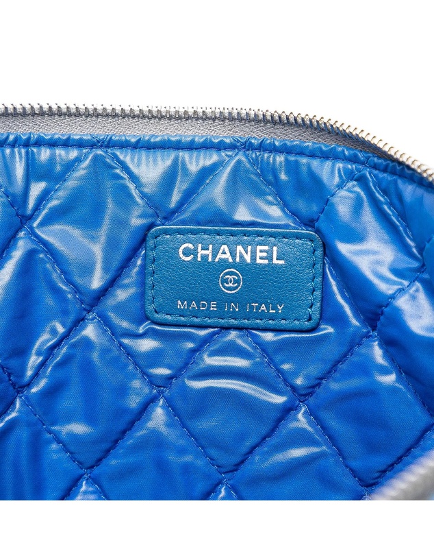 Pre-Loved by Azura Reborn - Pre-Loved Medium Quilted Lambskin Data Center O Case Clutch
