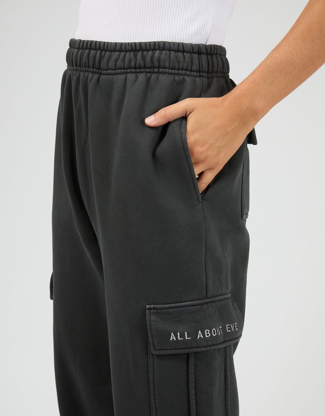 All About Eve - Aae Washed Cargo Trackpant Washed Black
