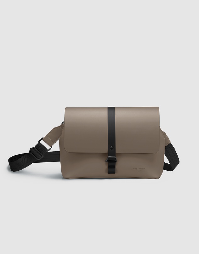 Gaston Luga - Splash - Medium Waterproof Crossbody Shoulder Carry Bag