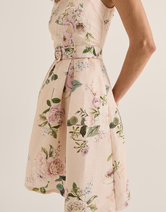 Review - Sunset Rose Floral Dress