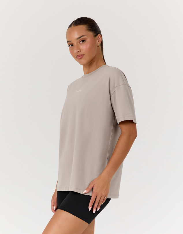 Muscle Republic - Relaxed Tee - Icon