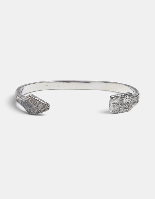 Buck Palmer - Etched Arrow Cuff