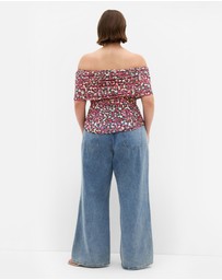 City Chic - Plus sizeDana Mesh Ditsy Print Top - pink