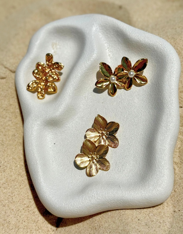 Chuchka - Daisy Pearl Earrings