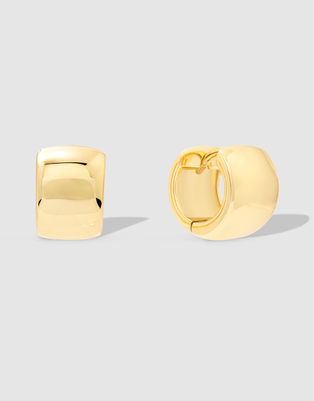Wanderlust + Co - Classic Bold Gold 7mm Baby Huggie Earrings