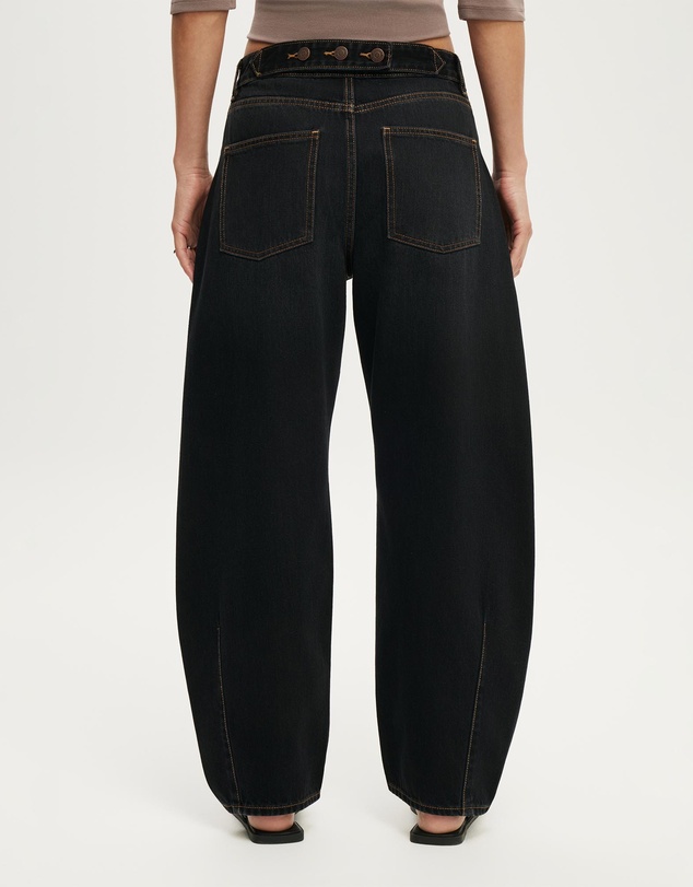 Cotton On - Mid Rise Barrel Jean
