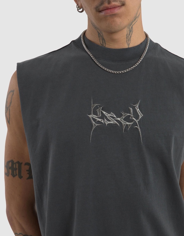 Kiss Chacey - Fangs Street Muscle