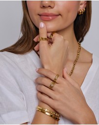Arms Of Eve - Lorenzo Gold Stacking Ring