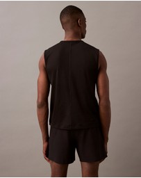 Calvin Klein - Active Commute Gym Shorts