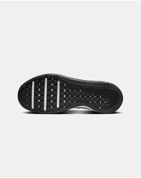 Nike - MC Trainer 3 - Men's