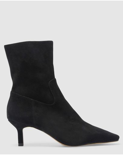 BLACK SUEDE