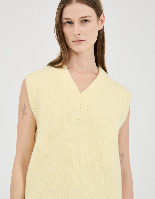 FRIEND of AUDREY - Warner Fluffy Knit Vest