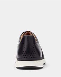 Vionic - Codie Casual Sneaker - Black