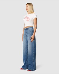 Abrand - Dreamgaze Baby Tee