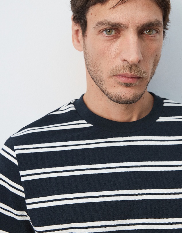 M.N.G - Garir T-Shirt