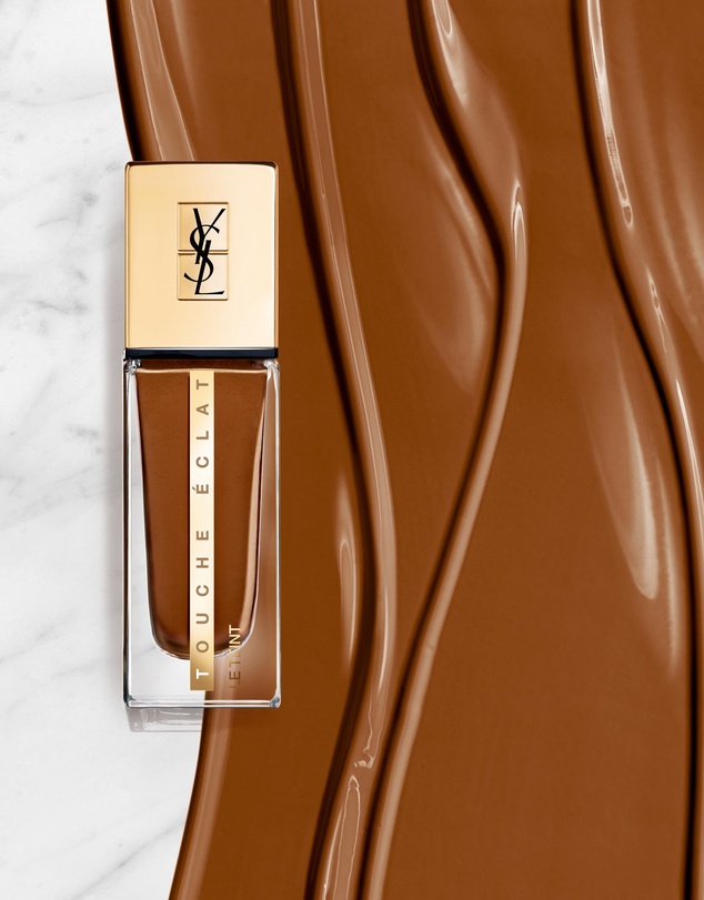 Yves Saint Laurent - Touche Éclat Le Teint Foundation B90 25ml