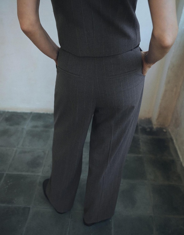 M.N.G - Pleated Wide Leg Trousers