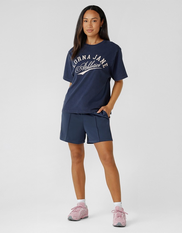 Lorna Jane - Retro Shine Longline Shorts