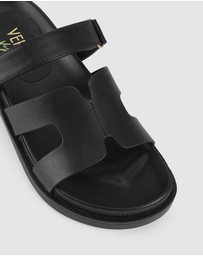 Verali - Oswald Footbed Slides