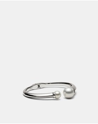 MIMCO - En Pointe Pearl Bangle