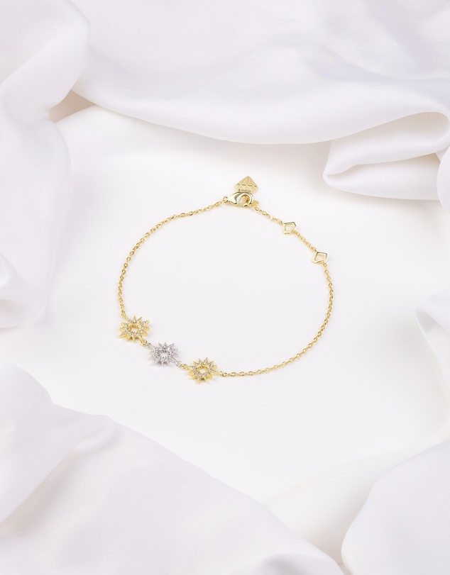 Wanderlust + Co - Sunlit Trio Gold Bracelet