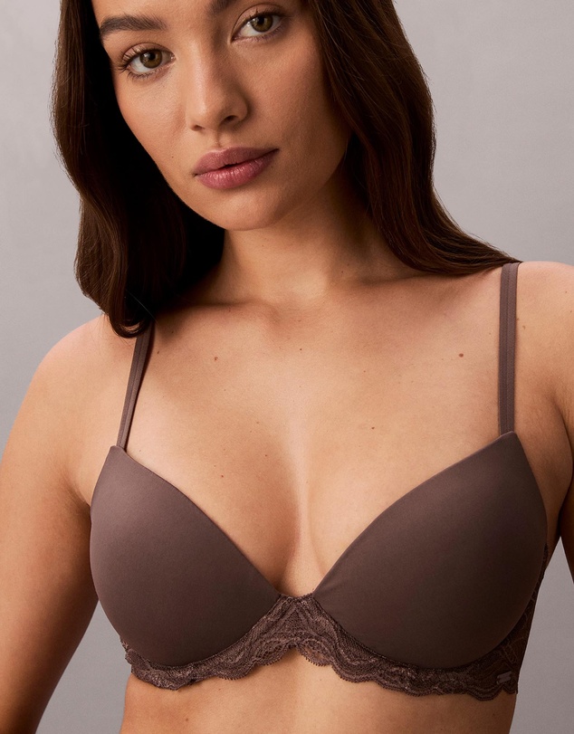 Calvin Klein - Sensual Stretch Lace Lift Demi Push Up Bra