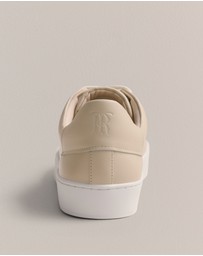 Trenery - Lyons Leather Sneaker in Beige