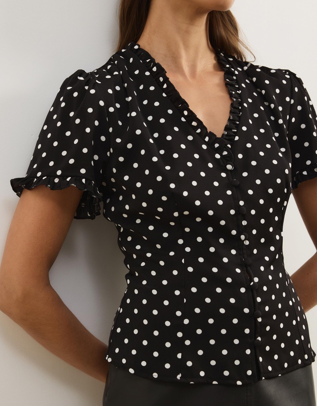 Atmos&Here - Meadow V-Neck Ruffle Blouse