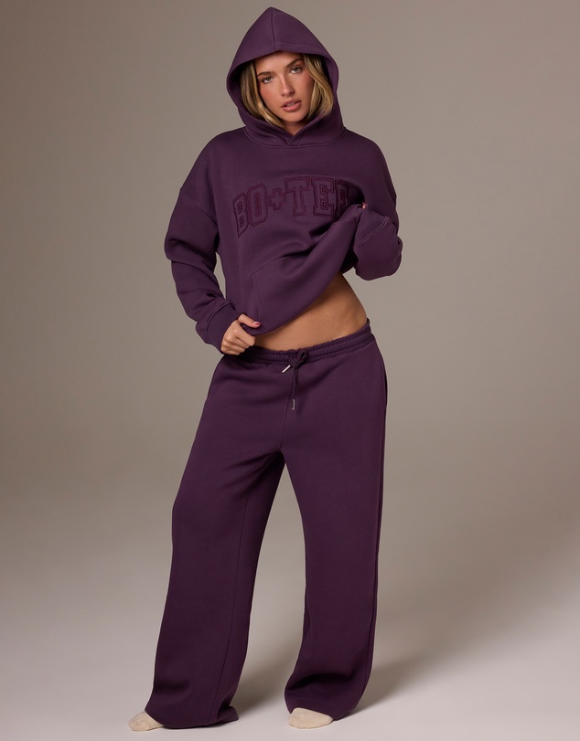 BO+TEE - Cosy Coffee Run With Lyds Butler Joggers