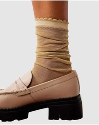 High Heel Jungle - Sheer Magic Knee Sock Gold