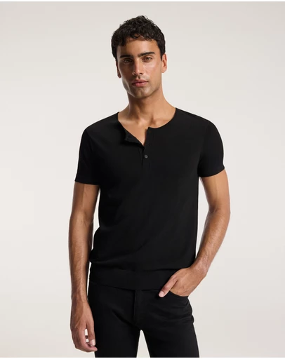 Calibre - Short Sleeve Tech Henley Black