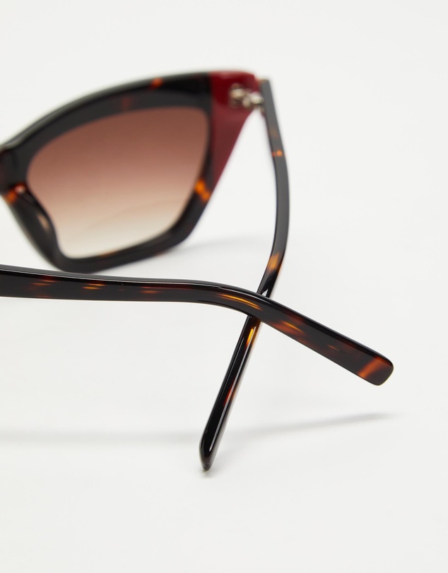 DKNY - DK547S