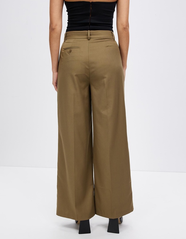 Third Form - Resolute Tailored Trousers
