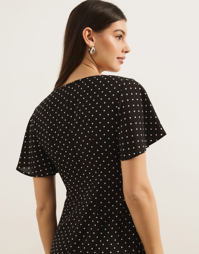 Atmos&Here - Tasha Flutter Sleeve Maxi Dress
