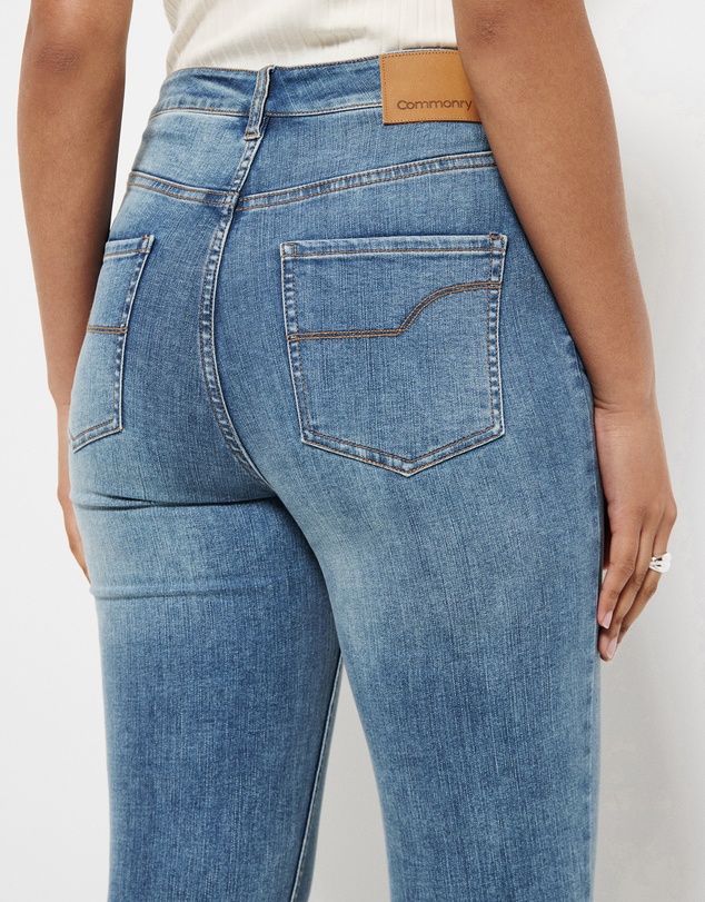 Commonry - The Tech Stretch Jean