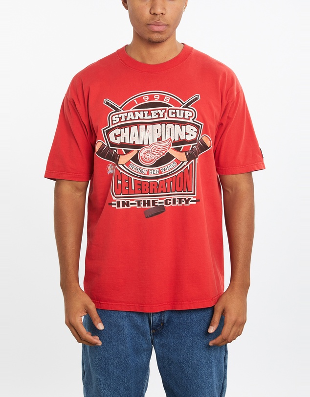 Vintage by The Real Deal - Pre Loved - 1998 NHL Detroit Red Wings Tee