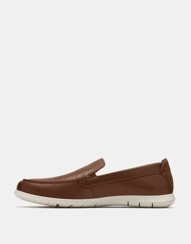 Clarks - Flexway Step Tan
