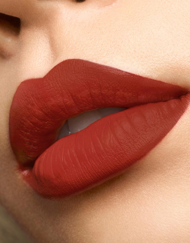 Yves Saint Laurent - Rouge Pur Couture The Slim Lipstick 32